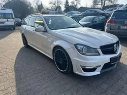 Weiß Gebraucht 2012 Mercedes C63 AMG AMG Kombi | 17.500 € (Etwas zu teuer)