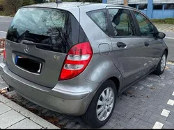 Grau Gebraucht 2008 Mercedes A180 Kleinwagen | 3.800 € (Fairer Preis)