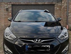 Schwarz Gebraucht 2014 Hyundai i40 Edition Kombi | 6.350 € (Fairer Preis)