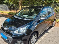 Schwarz Gebraucht 2016 Hyundai i10 Kleinwagen | 5.900 € (Guter Preis)
