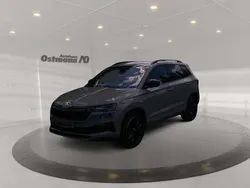 Steelgrau Gebraucht 2024 Skoda Karoq SportLine SUV | 38.850 € (Fairer Preis)