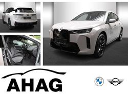 Dune grey metallic Neu 2025 BMW iX M Sport SUV | 84.990 € (Fairer Preis)