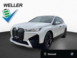 Weiss Gebraucht 2023 BMW iX Comfort Edition SUV | 53.790 € (Teuer)