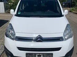 Weiß Gebraucht 2016 Citroën Berlingo SELECTION Van / Kleinbus | 6.700 € (Guter Preis)