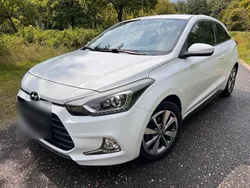 Weiß Gebraucht 2015 Hyundai i20 Coupé | 5.999 € (Fairer Preis)