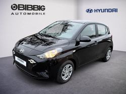 Weiß Gebraucht 2019 Hyundai i10 Select Kleinwagen | 17.990 €