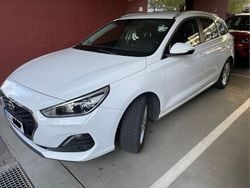 Weiß Gebraucht 2019 Hyundai i30 Trend Kombi | 14.900 € (Fairer Preis)
