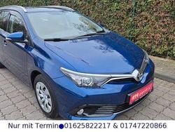 Blau Gebraucht 2016 Toyota Auris Touring Sports Kombi | 7.250 € (Guter Preis)