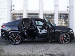 Saphirschwarz met. Gebraucht 2024 BMW X6 M Sport SUV | 92.800 € (Etwas zu teuer)