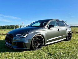 Grau Gebraucht 2018 Audi RS3 Sport Limousine | 43.990 € (Fairer Preis)