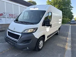 Weiß Gebraucht 2016 Peugeot Boxer Avantage Van | 9.799 € (Fairer Preis)