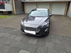 Grau Gebraucht 2019 Ford Focus Active Limousine | 14.999 € (Guter Preis)