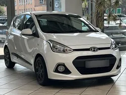 Weiß Gebraucht 2017 Hyundai i10 Kleinwagen | 11.130 €
