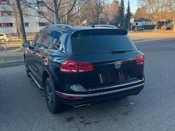 Schwarz Gebraucht 2016 VW Touareg SUV | 25.999 € (Fairer Preis)