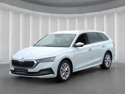 Weiss Gebraucht 2021 Skoda Octavia Style Kombi | 23.049 € (Guter Preis)