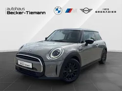 Grau Gebraucht 2022 Mini Cooper Kleinwagen | 17.898 € (Guter Preis)