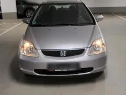 Silber Gebraucht 2003 Honda Civic Kleinwagen | 3.700 € (Etwas zu teuer)