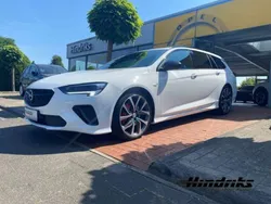 Weiß Gebraucht 2021 Opel Insignia Kombi | 36.950 € (Teuer)