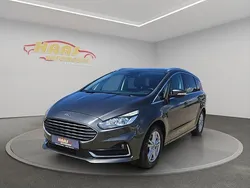 Grau Gebraucht 2019 Ford S-MAX Titanium Van / Kleinbus | 19.490 € (Superpreis)