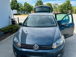 Blau Gebraucht 2011 VW Golf VI Team Kleinwagen | 4.000 € (Guter Preis)