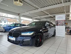 Blau Gebraucht 2020 BMW 530 M Sport Kombi | 34.990 € (Teuer)
