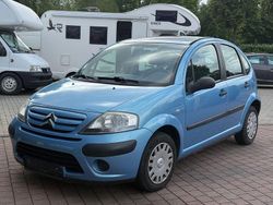 Blau Gebraucht 2007 Citroën C3 Style Limousine | 2.650 € (Etwas zu teuer)