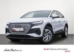 Weiß (gletscherweiß metallic) Gebraucht 2023 Audi Q4 Sportback e-tron Basis SUV | 29.570 € (Guter Preis)
