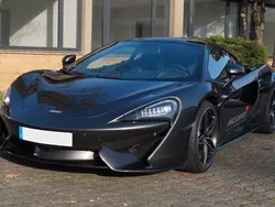 Grau Gebraucht 2016 McLaren 570GT Coupé | 119.000 €