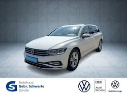Weiß Gebraucht 2021 VW Passat Business Kombi | 27.490 € (Fairer Preis)