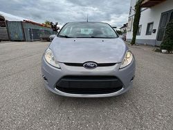 Silber Gebraucht 2012 Ford Fiesta Titanium Kleinwagen | 2.999 € (Guter Preis)