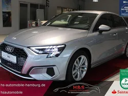 Mystekschwarz Gebraucht 2023 Audi A3 Sportback Sport Kombi | 26.900 € (Guter Preis)