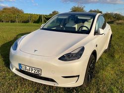 Weiß Gebraucht 2022 Tesla Model Y SUV | 28.000 € (Superpreis)