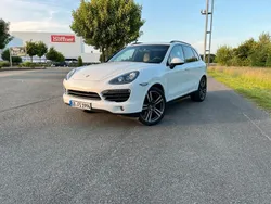 Weiß Gebraucht 2013 Porsche Cayenne SUV | 31.950 € (Teuer)