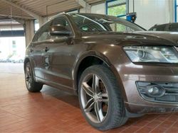 Braun Gebraucht 2010 Audi Q5 Comfort SUV | 14.990 €