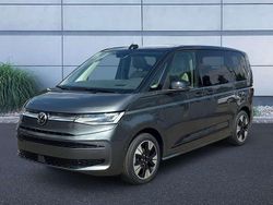 Indiumgrau metallic/deep black Gebraucht 2025 VW T7 Life Van | 67.950 €