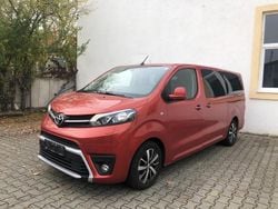 Orange Gebraucht 2022 Toyota Proace Verso Kombi | 18.900 €
