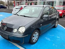 Grau Gebraucht 2004 VW Polo Limousine | 850 € (Guter Preis)