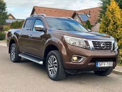 Braun Gebraucht 2016 Nissan Navara Tekna Abholung | 18.590 € (Fairer Preis)