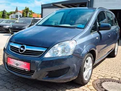 Silber Gebraucht 2009 Opel Zafira Edition Van / Kleinbus | 990 € (Superpreis)