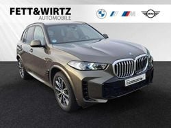 Manhattan metallic Gebraucht 2025 BMW X5 M Sport SUV | 89.473 € (Superpreis)