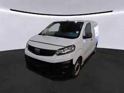 Weiß Gebraucht 2022 Fiat Scudo Basis Van / Kleinbus | 15.880 € (Fairer Preis)