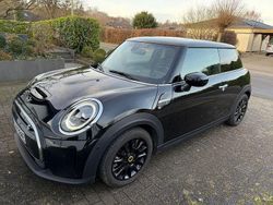Schwarz Gebraucht 2022 Mini Cooper SE Kleinwagen | 18.800 € (Fairer Preis)