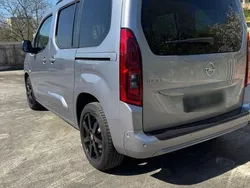 Grau Gebraucht 2023 Opel Combo Van / Kleinbus | 24.999 € (Guter Preis)