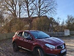 Rot Gebraucht 2010 Nissan Qashqai Visia SUV | 4.000 € (Guter Preis)