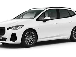 Weiß Gebraucht 2024 BMW 223 Active Tourer Comfort Edition Van / Kleinbus | 43.630 € (Fairer Preis)