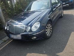 Schwarz Gebraucht 2007 Mercedes E220 Limousine | 3.750 € (Guter Preis)