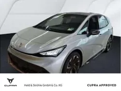 Geysirsilber Gebraucht 2024 Cupra Born e-Boost Kleinwagen | 30.940 € (Guter Preis)