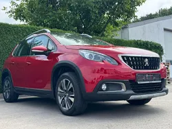 Rot Gebraucht 2018 Peugeot 2008 SUV | 11.900 € (Fairer Preis)