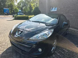 Schwarz Gebraucht 2011 Peugeot 207 CC Cabrio | 3.499 € (Fairer Preis)