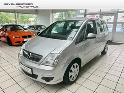 Silber Gebraucht 2006 Opel Meriva Edition Van / Kleinbus | 4.980 € (Teuer)
